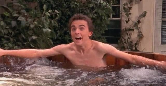 Malcolm in the Middle in Hot Tub