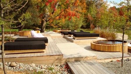 spa with hot tubs