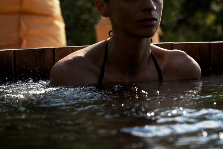 Harnessing the Benefits of Cold Plunge Therapy with Your Cedar Hot Tub