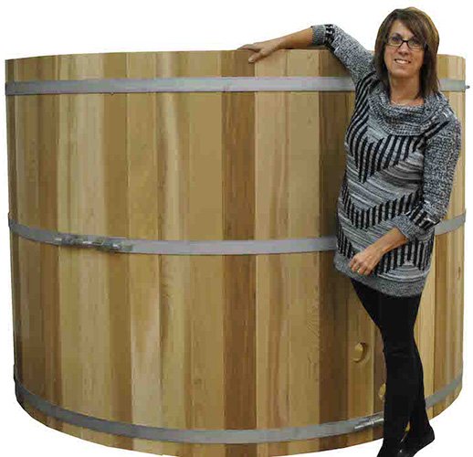 Lori Hot tub