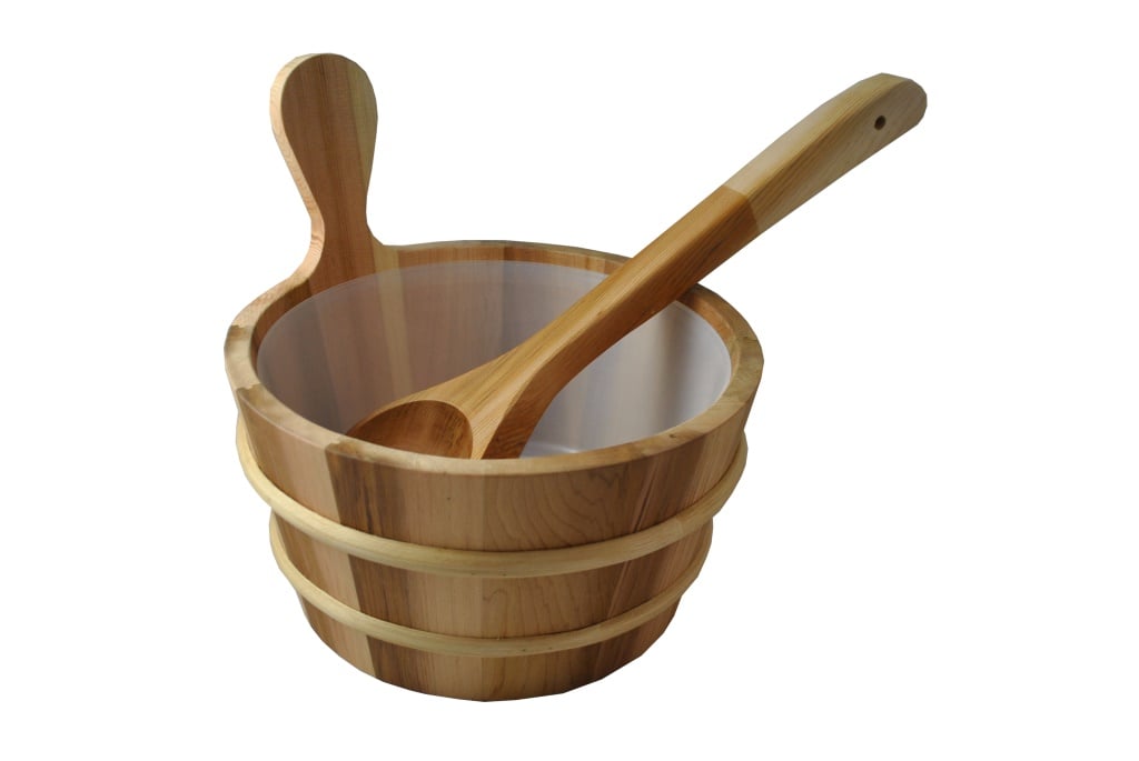 cedar sauna bucket with scoop and ladel